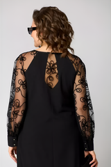 Amira™ | Chic dress with lace sleeves