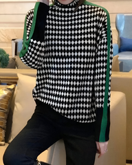 Romée™ | Elegant Knitted Sweater with High Collar and Diamond Pattern