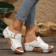 Bellora | Elegant Comfort Sandals with Platform