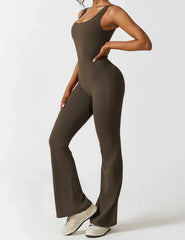 NOËLLE™ | Trendy & Flattering V-Back Jumpsuit