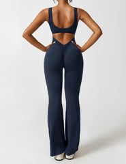 NOËLLE™ | Trendy & Flattering V-Back Jumpsuit