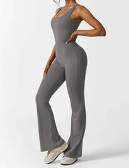 NOËLLE™ | Trendy & Flattering V-Back Jumpsuit