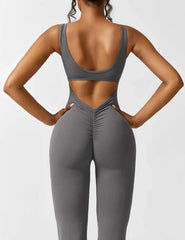 NOËLLE™ | Trendy & Flattering V-Back Jumpsuit