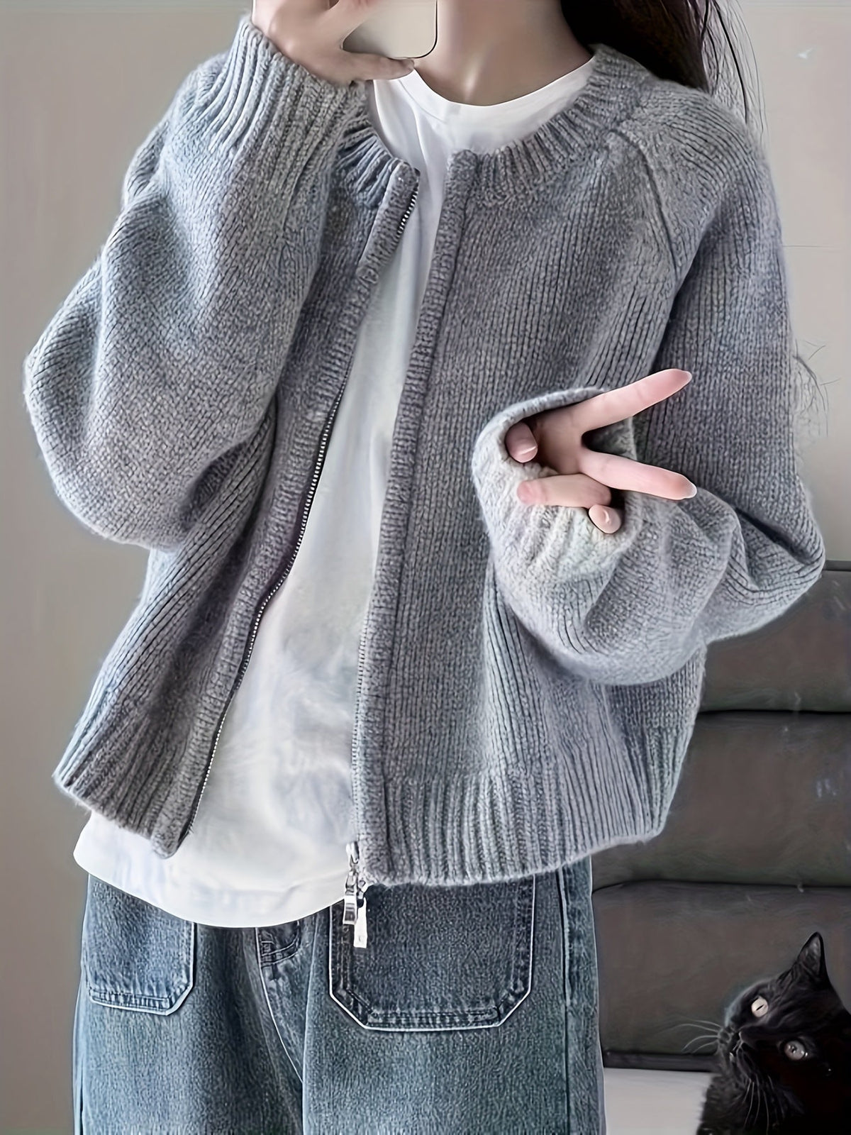 NOËLLE™ | Warm and Versatile Cardigan