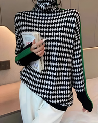 Romée™ | Elegant Knitted Sweater with High Collar and Diamond Pattern